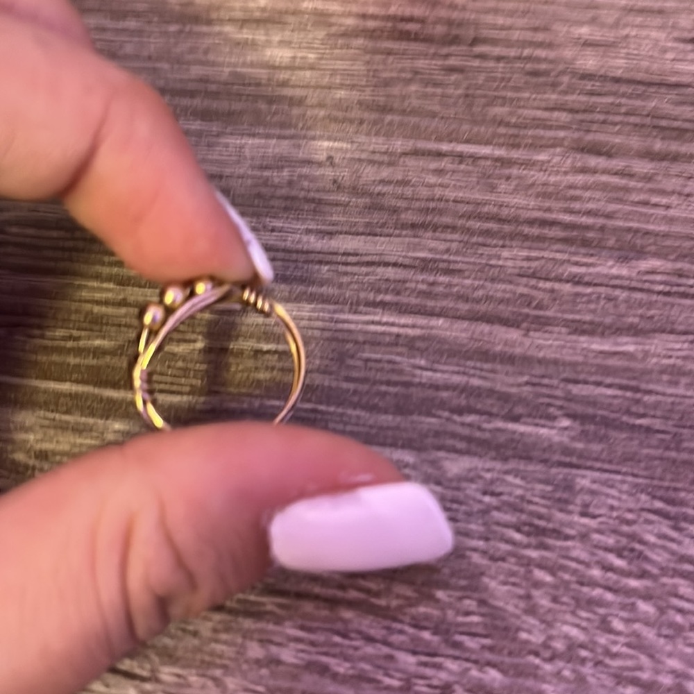 Ring - Picture 3 of 4